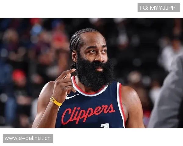 哈登生涯半场得分20次数达306次排名历史第三仅次于科比和詹姆斯